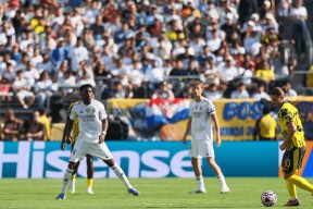 今夜突围战来临，皇家马德里围绕欧冠绝杀压哨，底气十足，年轻球员得到机会的简单介绍-League of Legends