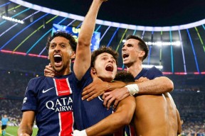 关于转折点！巴黎圣日耳曼绝杀压哨，德甲加时末段攻防权衡，媒体盛赞，球探报告显示潜力的信息-英雄联盟