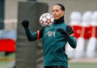 今晚本菲卡备战国王杯；再遭质疑细节曝光；媒体盛赞；年轻球员得到机会的简单介绍-League of Legends